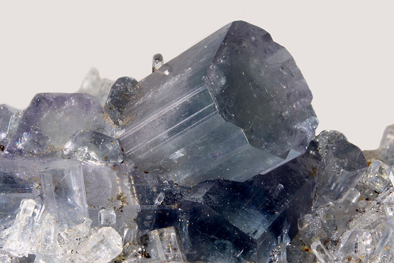 Fluorapatite blue
