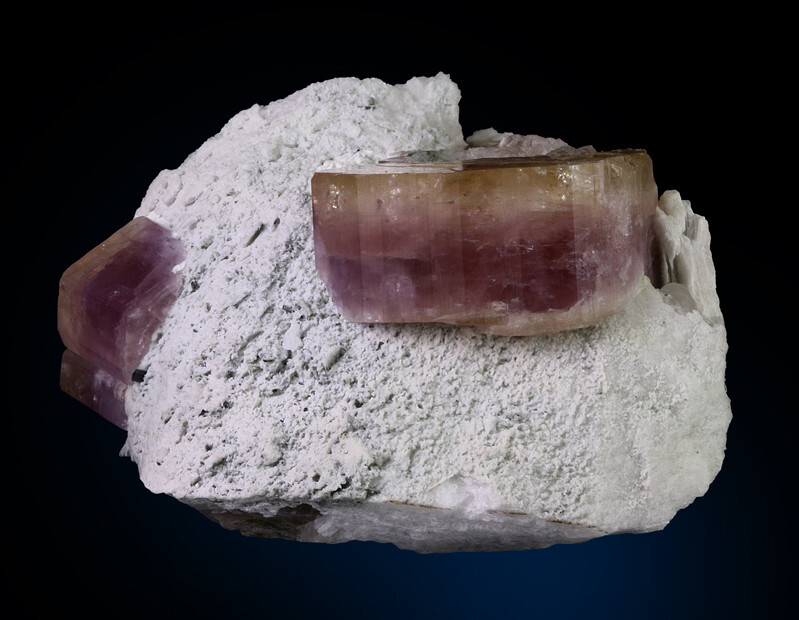 Fluorapatite violet